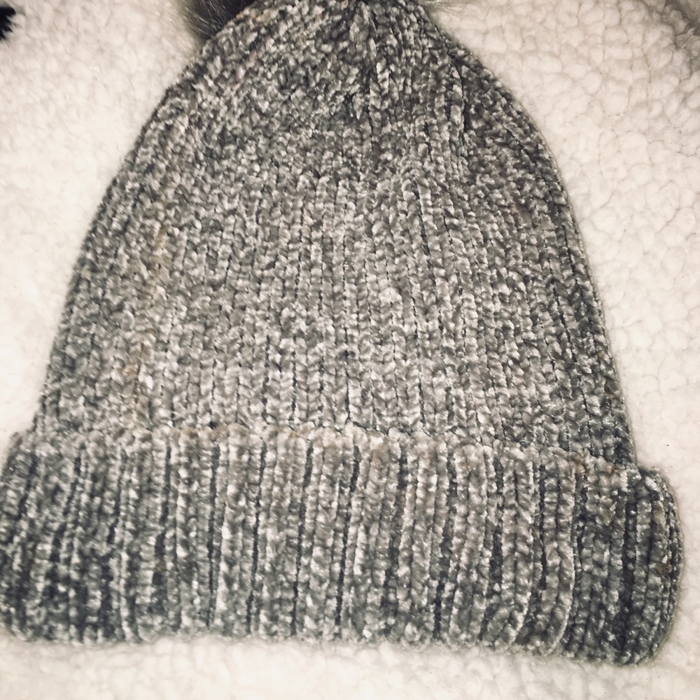Furry Hat - Picture 2 of 2